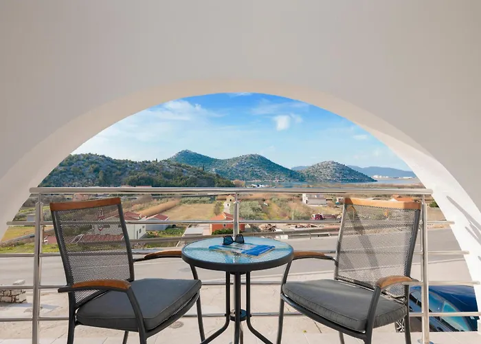 公寓 Awesome In With Wifi Rogotin