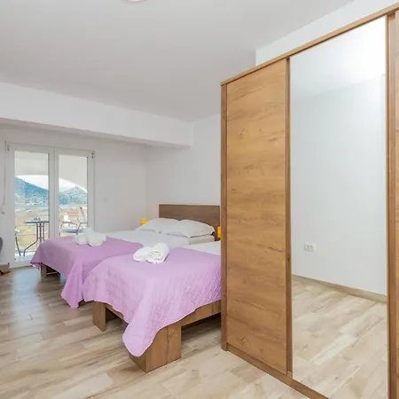 Apartmán In With Wi-fi