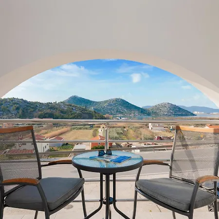 Apartman Awesome In With Wifi Rogotin