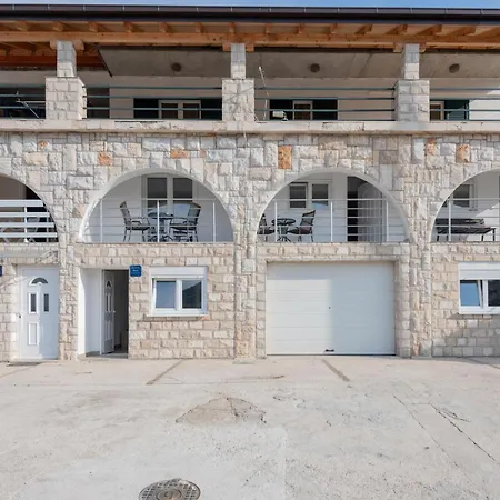 Awesome In With Wifi Апартаменты *