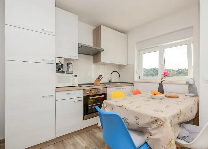 Apartament Awesome In With Wifi Rogotin